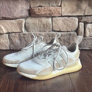 Men’s Adidas NMD size  7